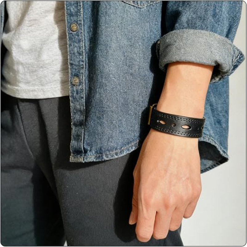 Women’s Punk Leather Cuff Bracelet