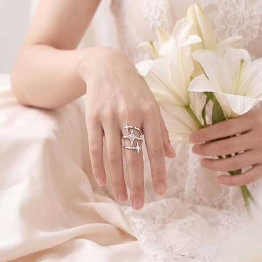 Star Design Knuckle Grunge Ring